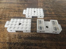 lego 824 lot de 3 pièces White Train Base 4 x 7 with Wheels