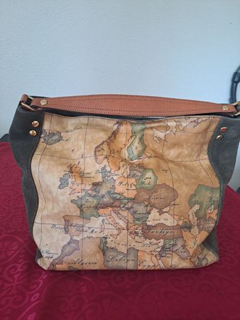 1 Classe Alviero Martini Tasche