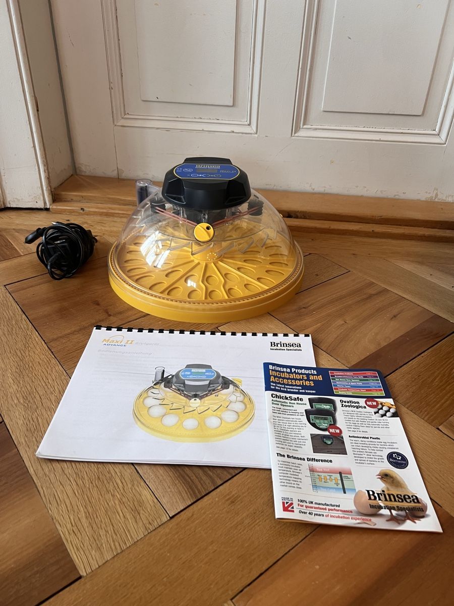 Sonstiges Tierzubehör: Brinsea Maxi II Advance Brutmaschine - Top Zustand! – Gebraucht aus St. Gallen von kur_w687
