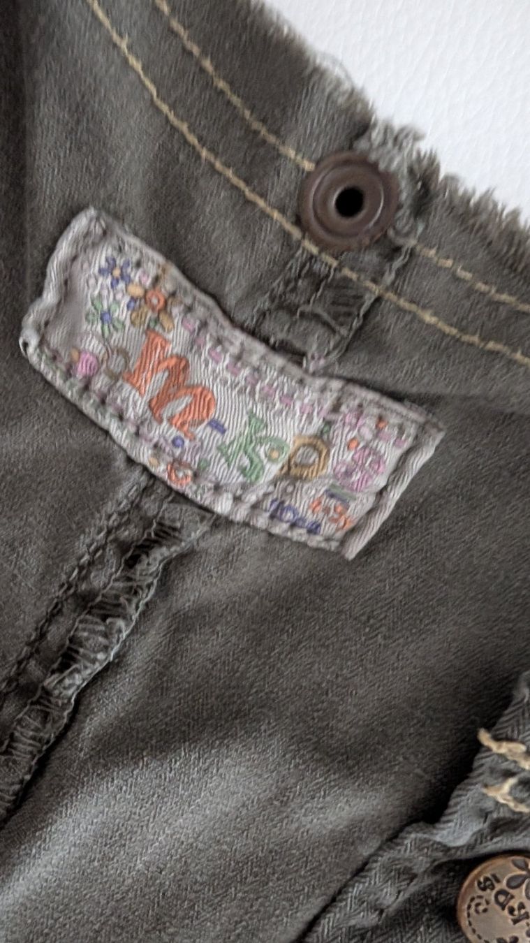 Hosen: Mädchen Shorts-Latzhose Gr. 92 m kds – Gebraucht aus Zürich von nurp 1