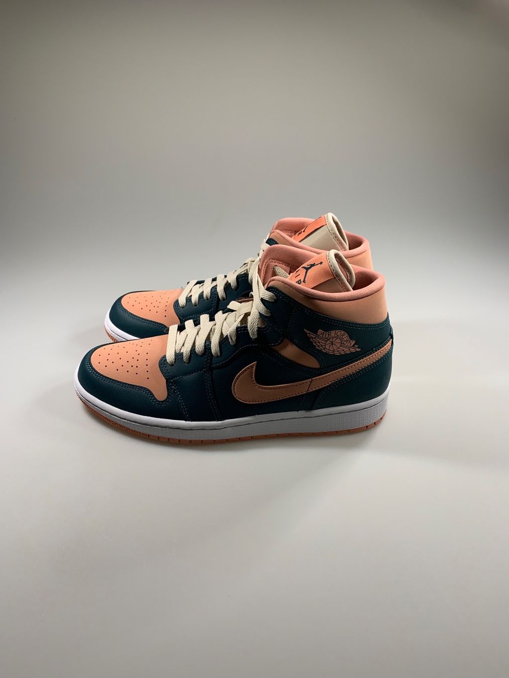 Jordan Scarpe da donna: Jordan 1 Mid Dark Teal Green - Size 43 eu – Nuovo e nell'imballaggio originale da Thörishaus venduto da SnkrsVie 3