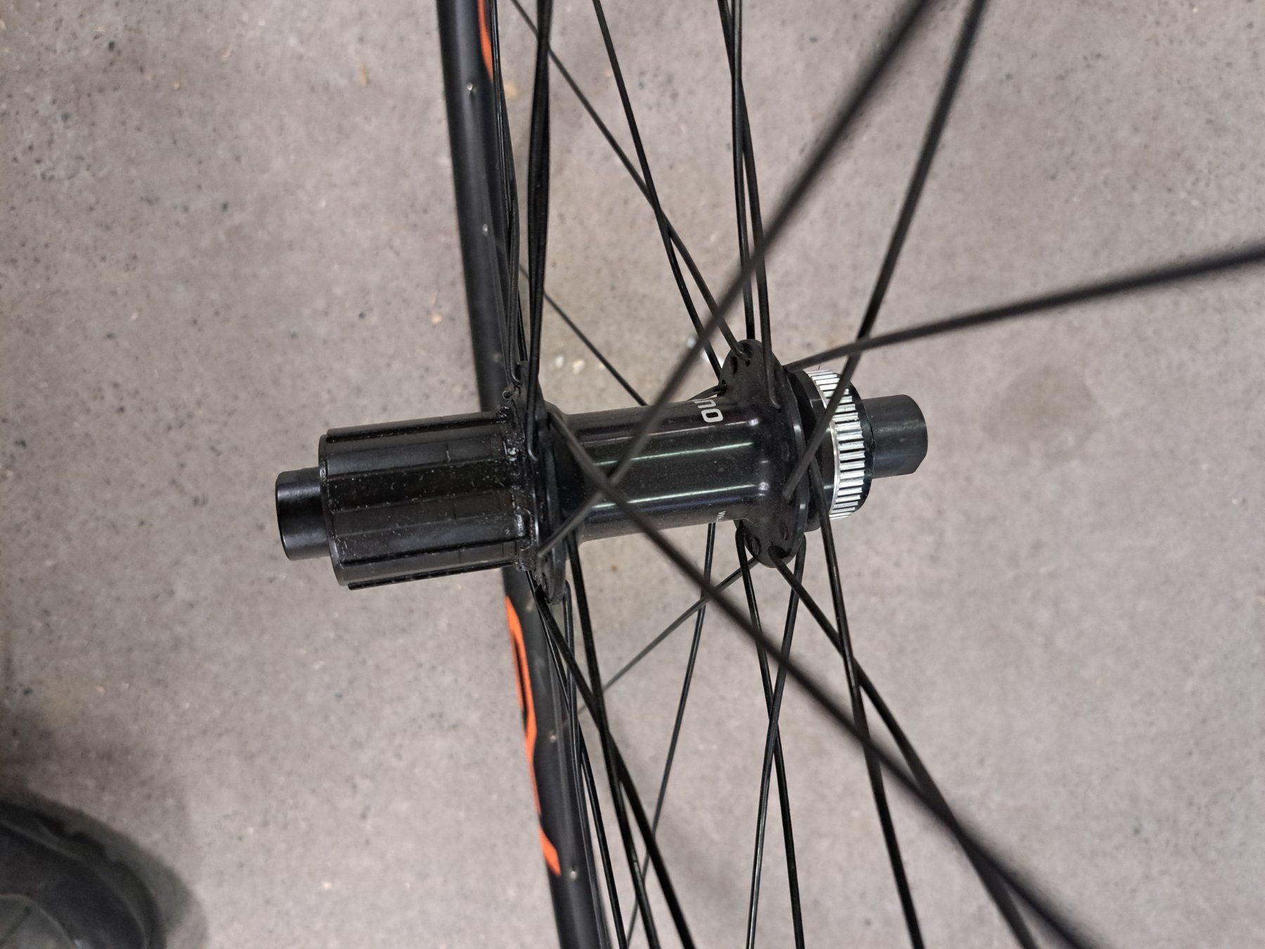 Shimano Pezzi di ricambio: Shimano RS H.Rad 28" Neu – Nuovo (secondo la descrizione) da Emmenbrücke venduto da bikesandmore75 1