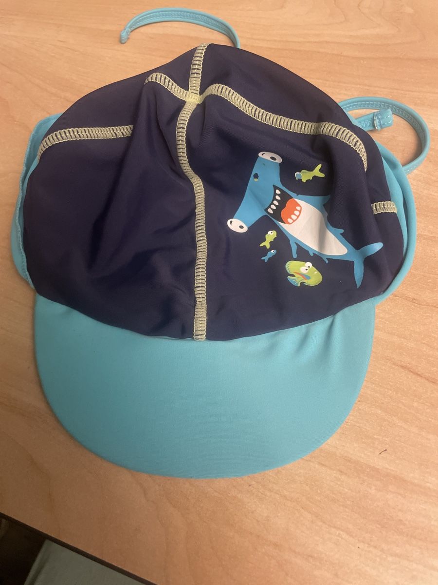 Altro abbigliamento per bambino: Topomini UV-Schutz Badekappe Hai, Gr. 50/52 – Usato da Obergerlafingen venduto da cabo4 1