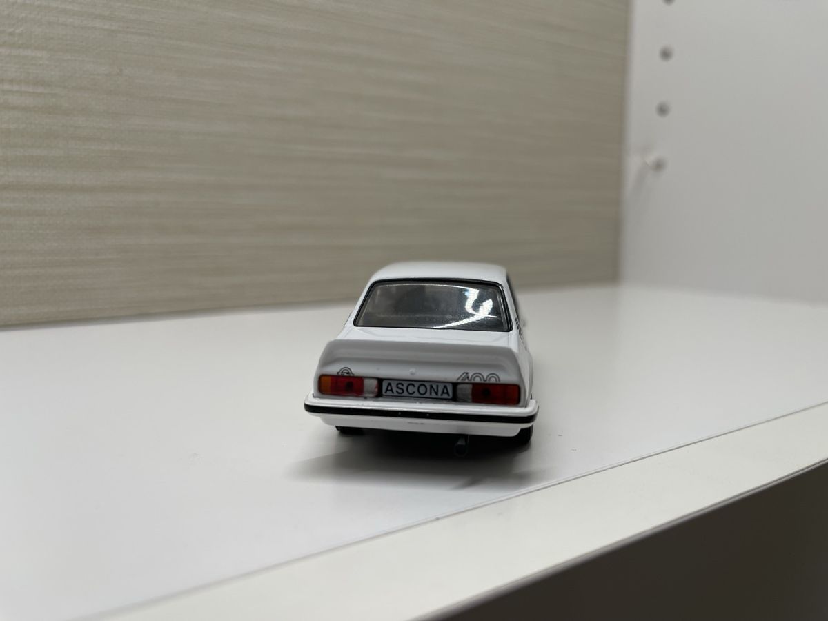 Opel Modellini d'auto: Modellauto 1:43 Opel Ascona 400 Weiss – Usato da Siebnen venduto da speedy63 2