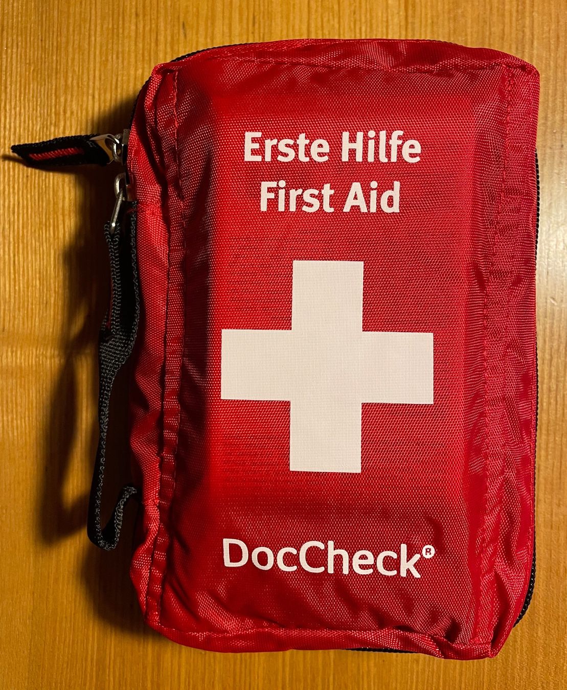 Kit di pronto soccorso: Notfall Apotheke / Verbandset – Usato da Wald ZH venduto da ukulele77