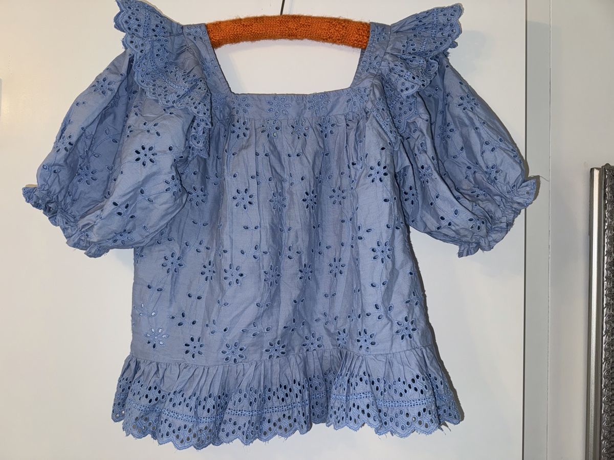 Top: Spitzentop Top Oberteil Broderie Anglaise – Usato da Obfelden venduto da tan_9lj9 4