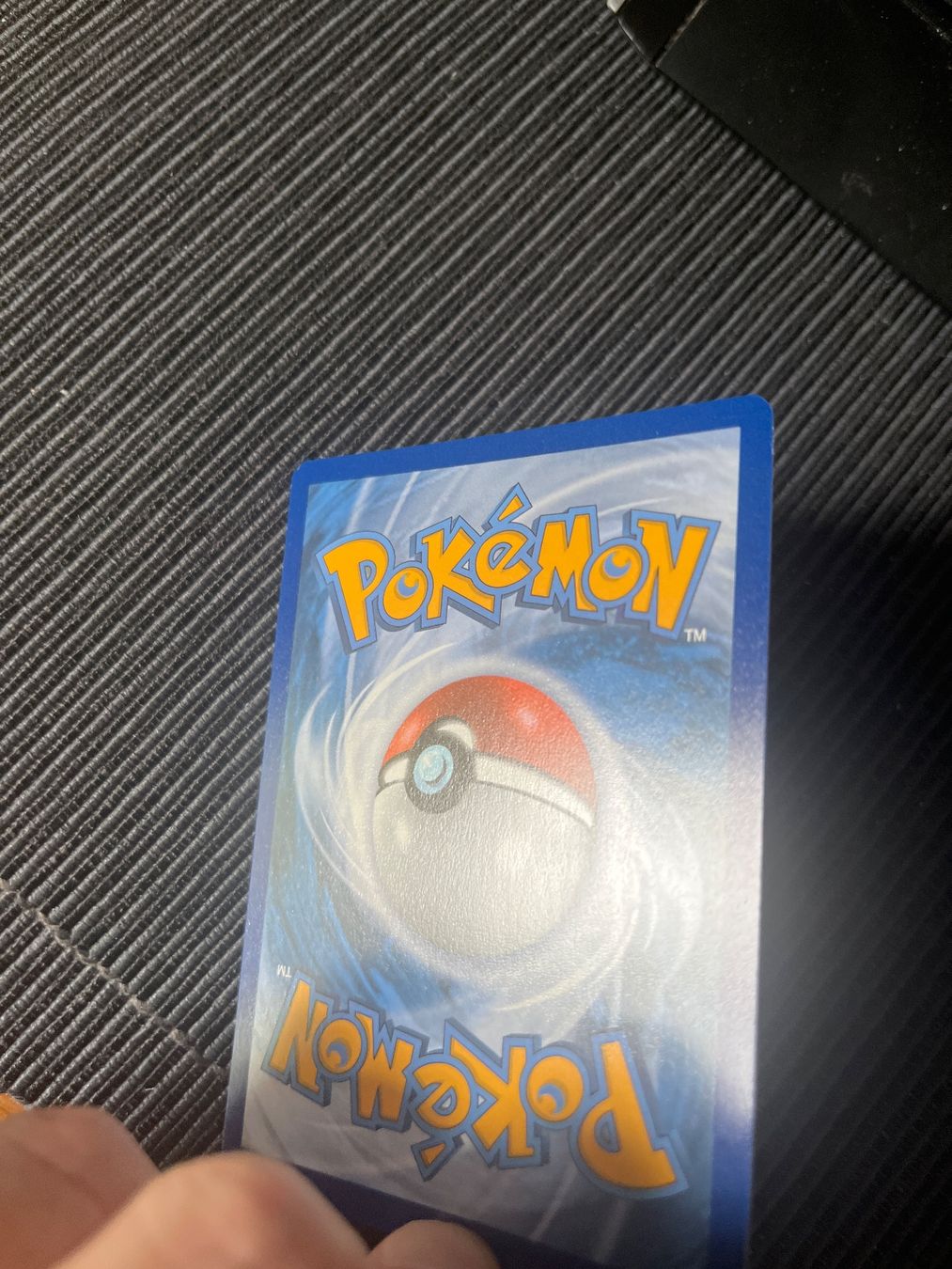 Pokémon Cartes à collectionner: Pokemon Pikachu Vmax Rainbow Farbenschock near Mint – Neuf (Voir description) à Wabern par Collectfun 3