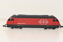 Re 460 Trix Spur N , Licht geht nicht , 1 Puffer fehlt m OVP
