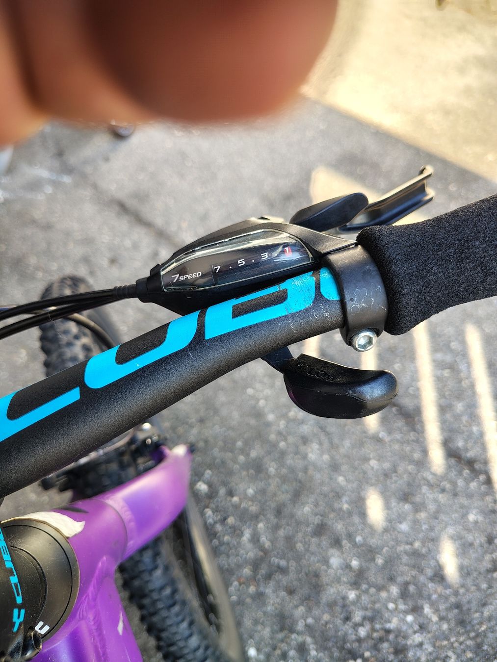 Cube Vélos: Kindervelo cube Acid SL 240 – D'occasion à Fanas par Ned7215 2