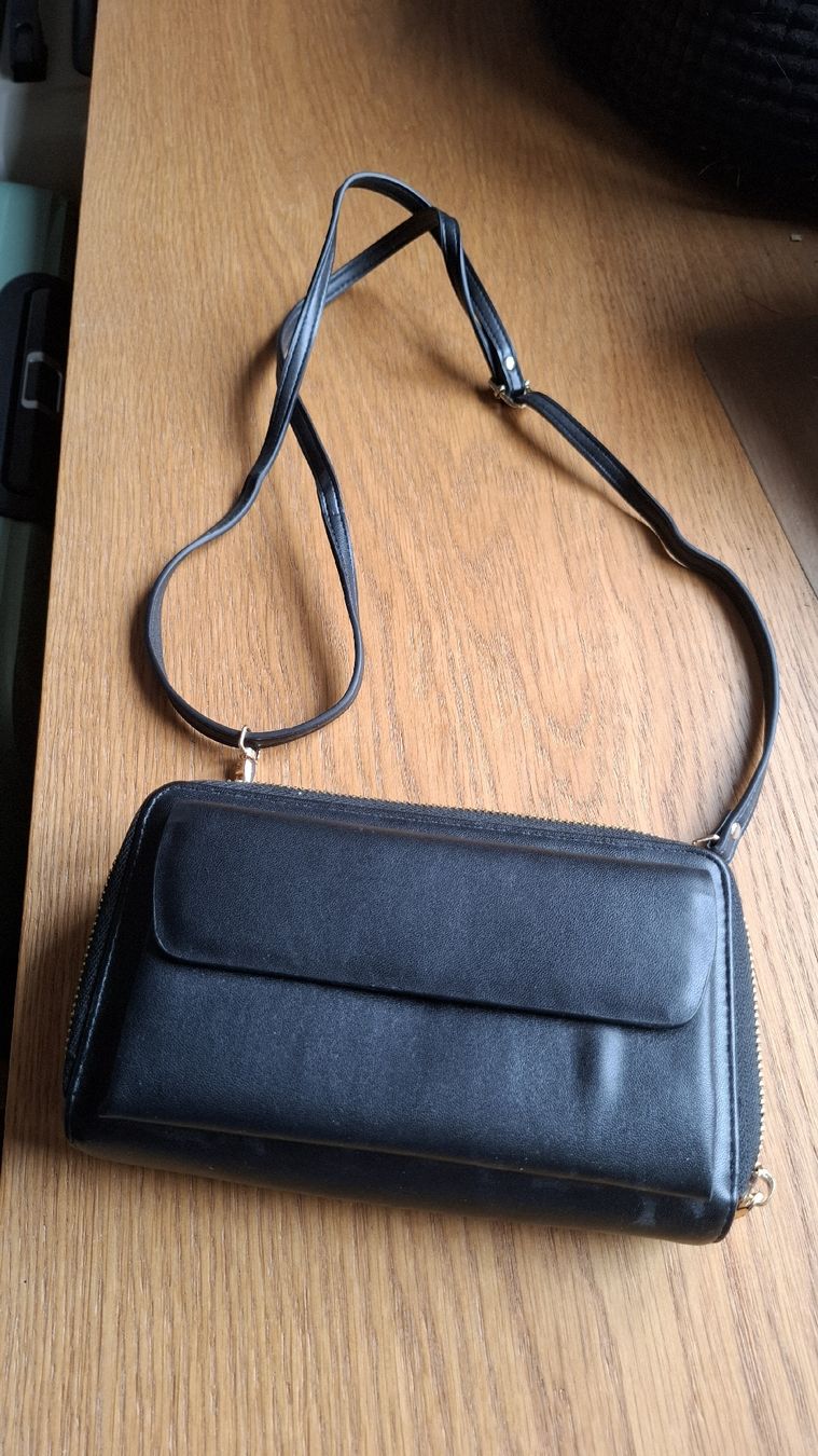 Borse da donna: Handtasche mit vielen Innenfächern – Nuovo (secondo la descrizione) da Brünisried venduto da san_74_bu