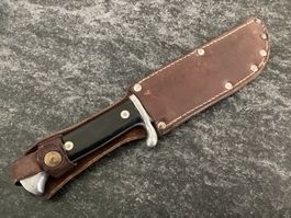 Uraltes Schweizer Jagdmesser "TAHARA“ mit Armbrust Logo
