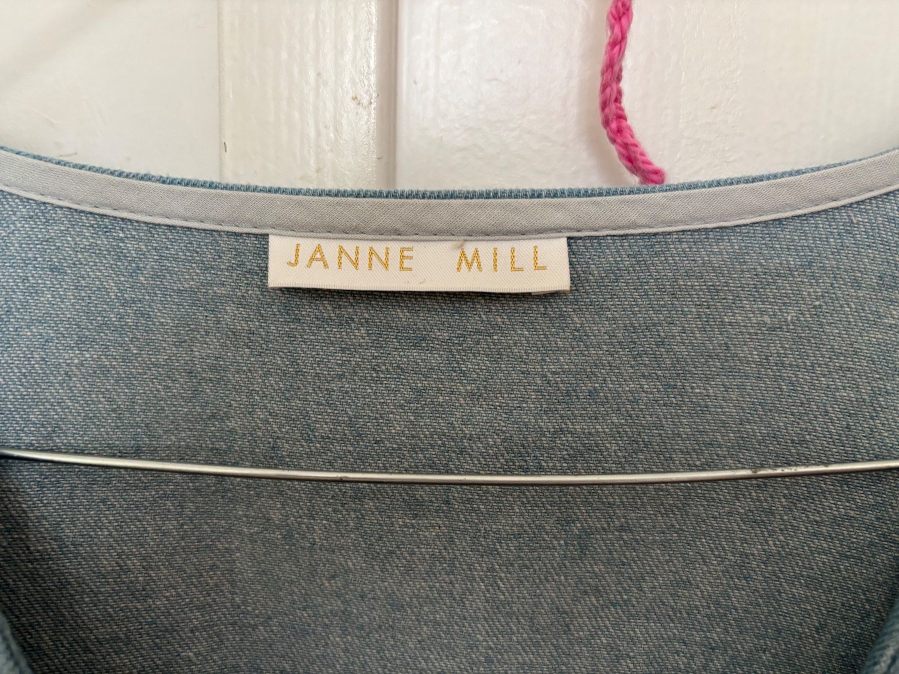 Vestiti: Robe Janne Mill – Usato da Bern venduto da tetrodon 1