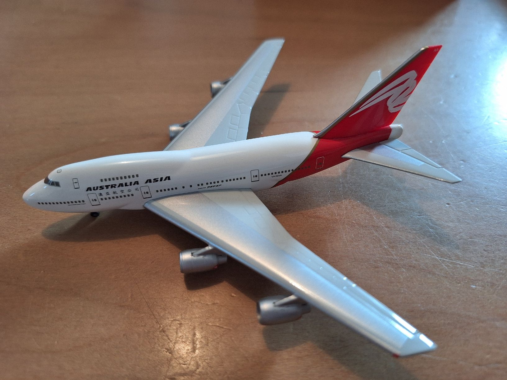 Herpa Kit di modellismo & Modellini statici: Australia Asia Boeing 747SP 1:500 VH-EAA – Usato da Sargans venduto da nicsam1815 1