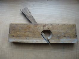 alter schmaler Holzhobel 2,5cm breit