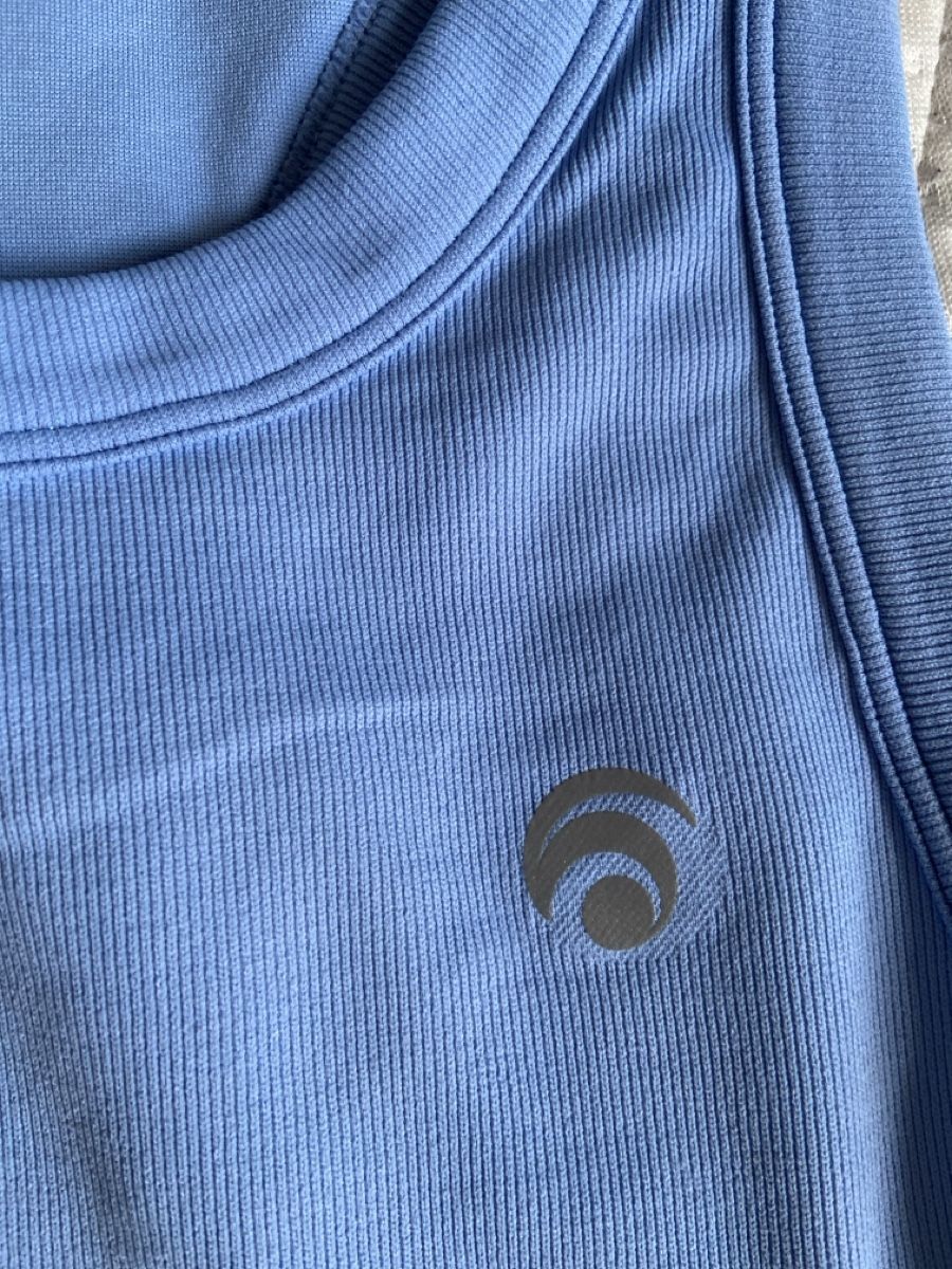 Oceansapart Tops: Oceans Apart Top blau – Gebraucht aus Wettingen von enhuufeguggus 1