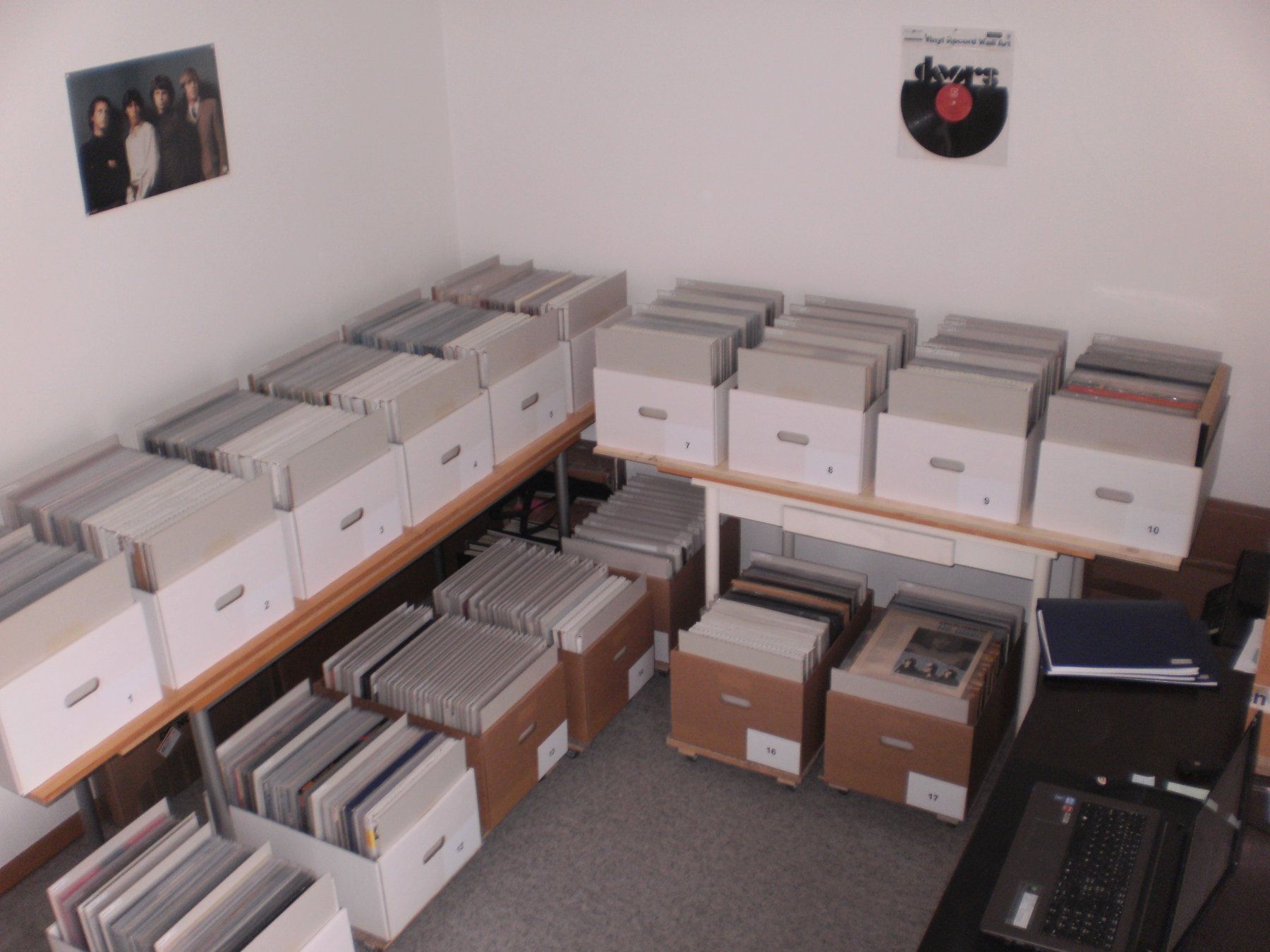 Dischi in vinile: The Doors Vinyl Sammlung 1500 LP's – Usato da St.Gallen venduto da dergilb65 1