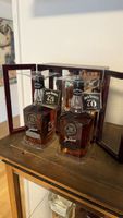 Jack Daniel’s 70-75 TH Anniversary mit einem Holzkistenset