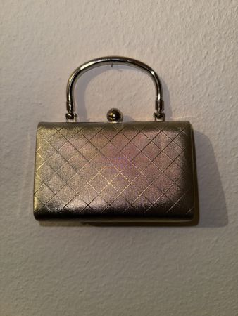 Elegante Vintage Handtasche/Clutch in Gold, perfekt für den