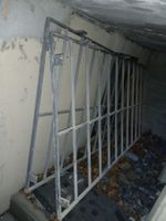schmiedeeisernes Fenstergitter