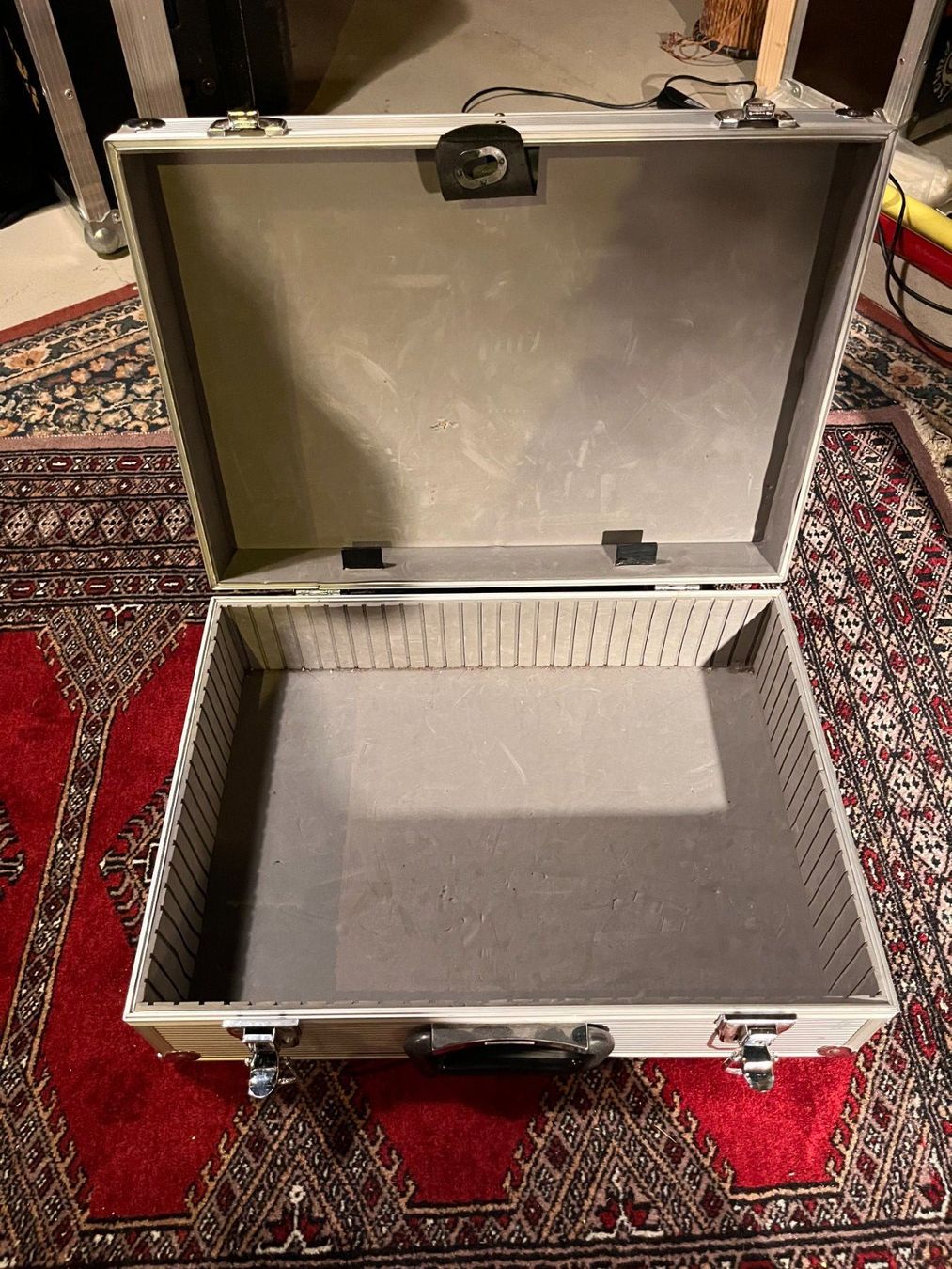 Valigie: Hard Case 46x32x15 – Usato da Bern venduto da PJB 1