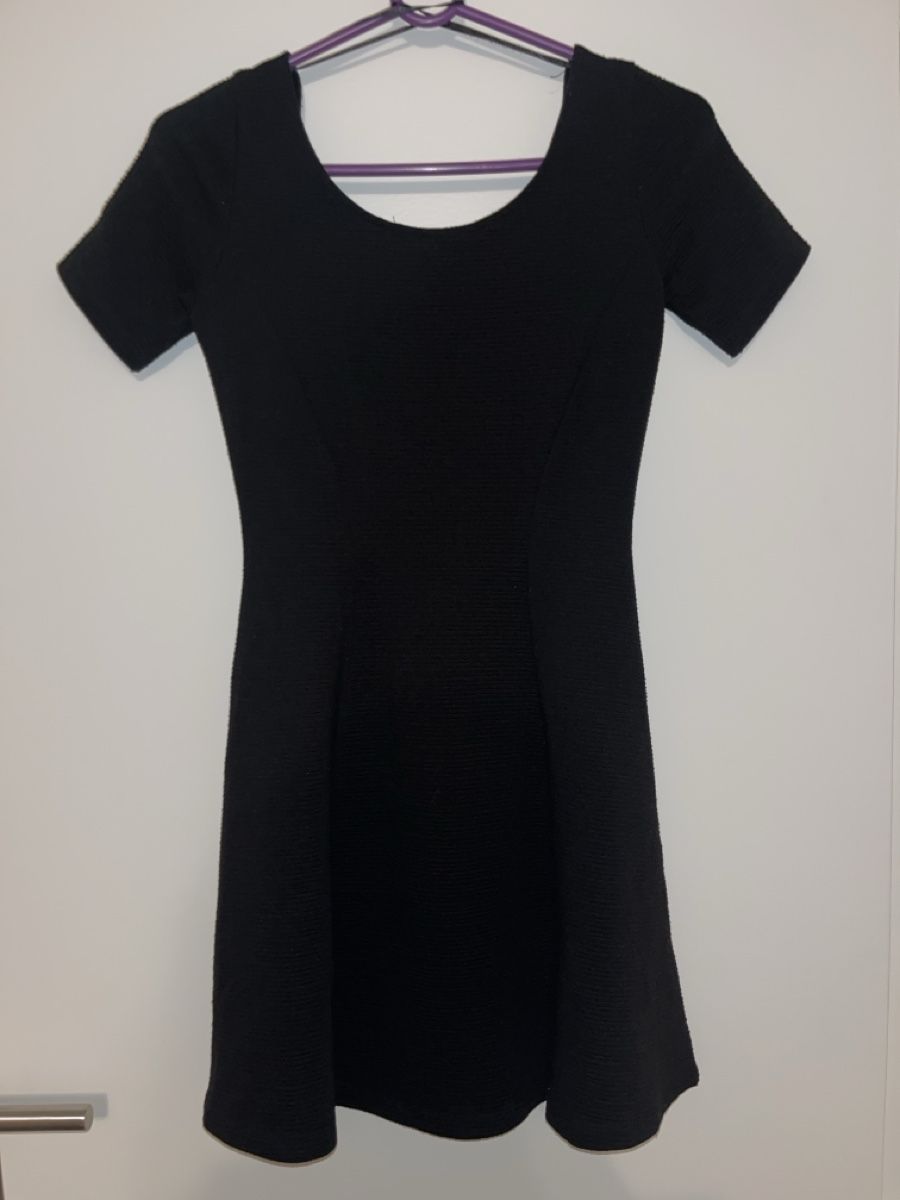 Kleider: Elegantes schwarzes Kleid Gr. 36 – Gebraucht aus Dübendorf von ani_xht5 1