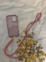 iPhone 16pro max Hülle mit Ladekabel pink neuwertig