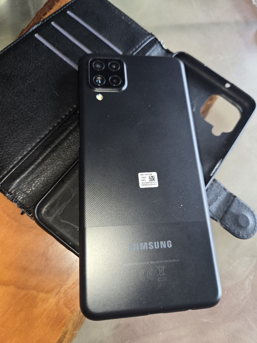 Samsung Telefoni cellulari / Smartphones: Samsung A12, top Zustand – Usato da Aeschi SO venduto da