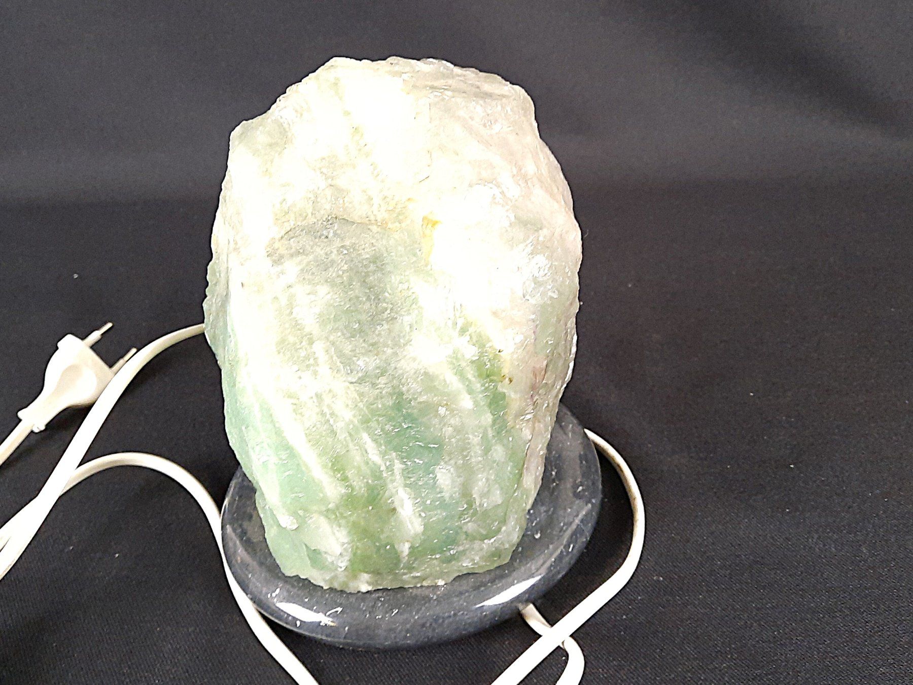 Lampade: Grüner Calcit/Fluorit Rohstein Lampe – Usato da Beinwil am See venduto da Restwert_Beinwil 3