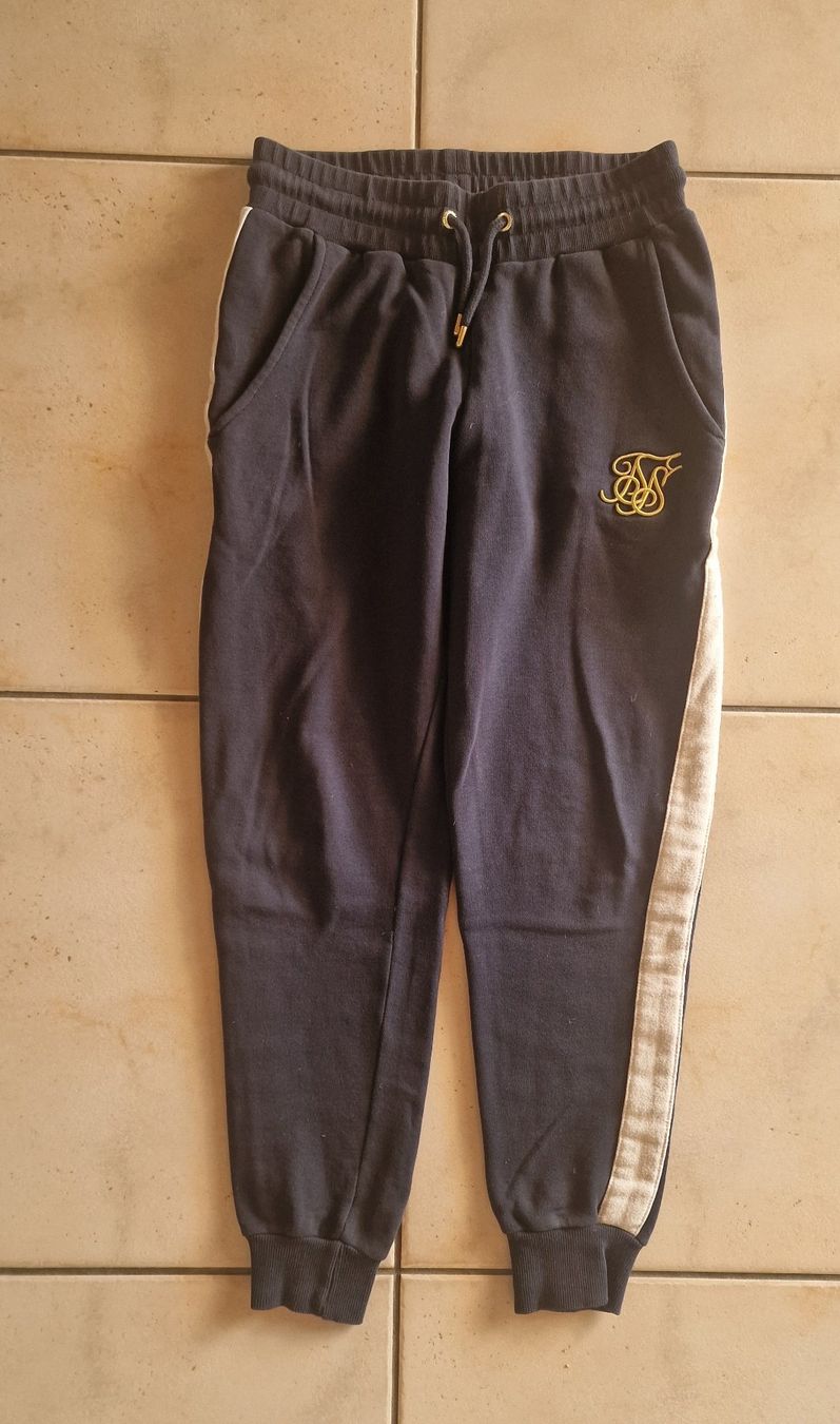 Siksilk Pantaloni: SikSilk Jogginghose Grösse M - Top Zustand – Usato da Falera venduto da Fudax