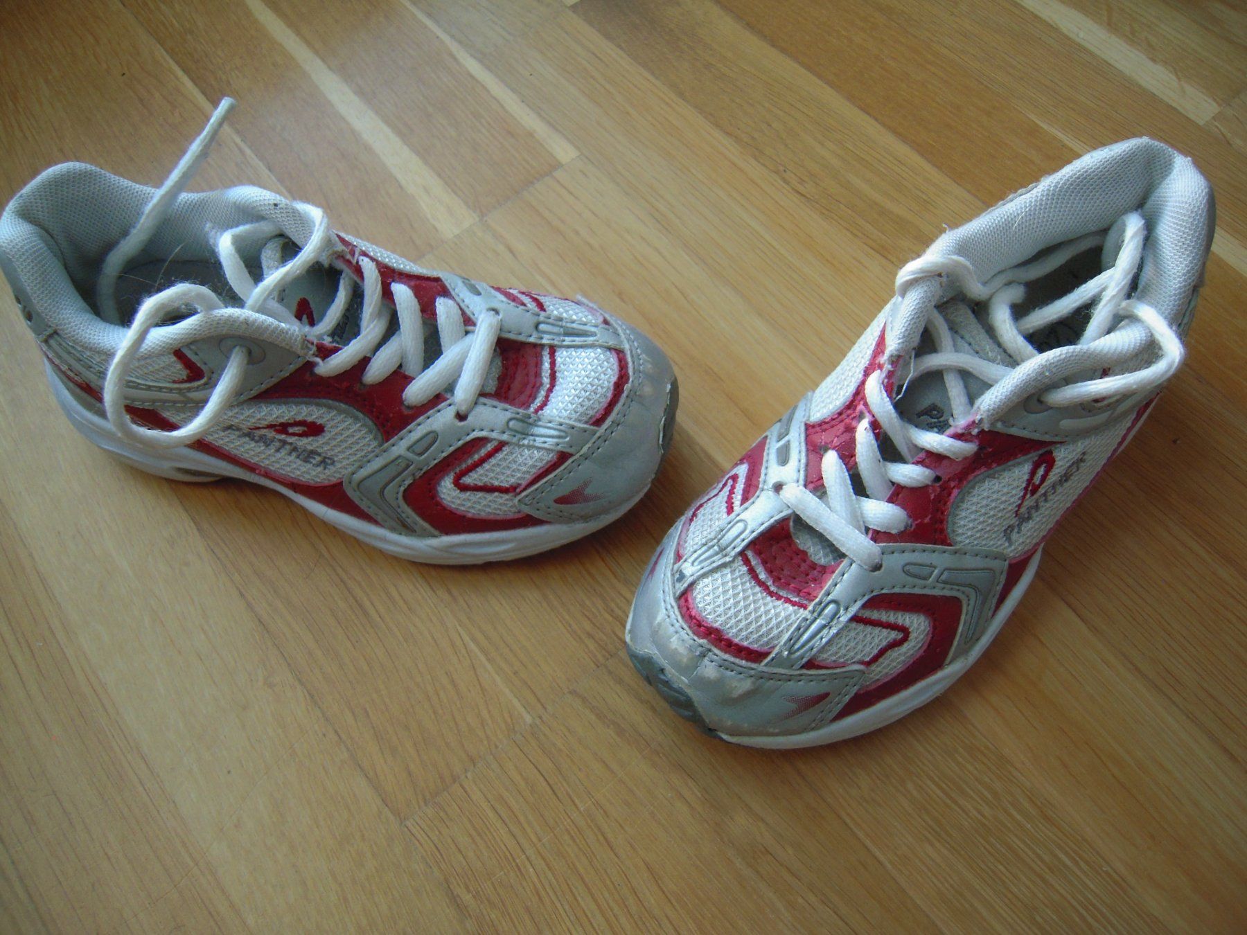 Schuhe für Jungen: Turnschuhe Gr 28 – Gebraucht aus Uzwil von visions77 1