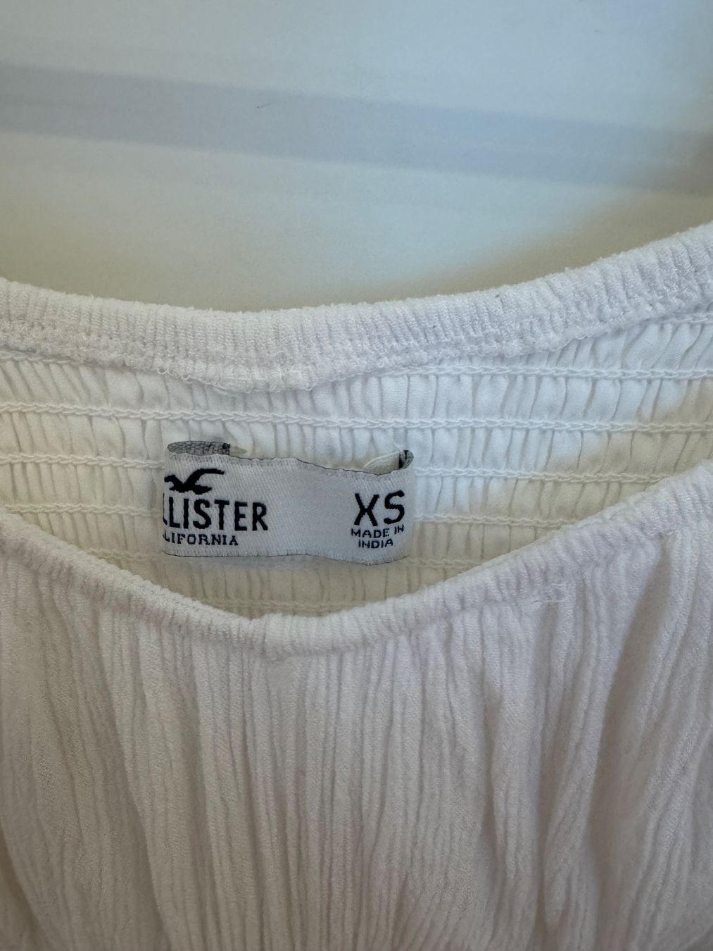 Hollister Blusen: Hollister Langarm weiss - XS – Gebraucht aus Biel-Benken BL von csr_b6dz 2
