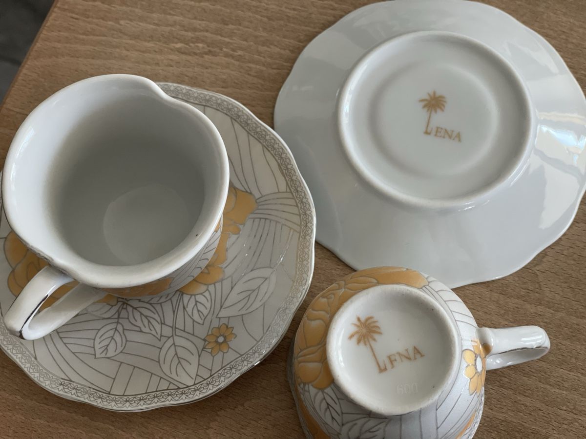 Set di piatti: Set aus 6 Espressotassen & Unterteller – Usato da Herisau venduto da Daisy8613 2