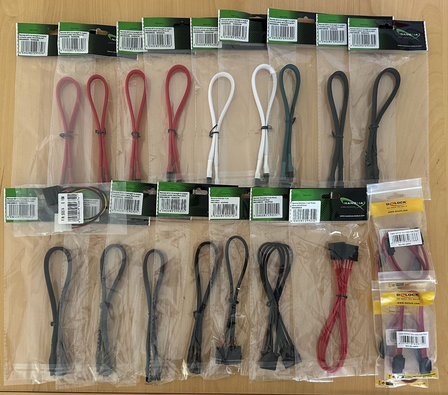 PC: Nanoxia - Diverse Kabel (SATA, Molex) – Nuovo (secondo la descrizione) da Dielsdorf venduto da Empowered