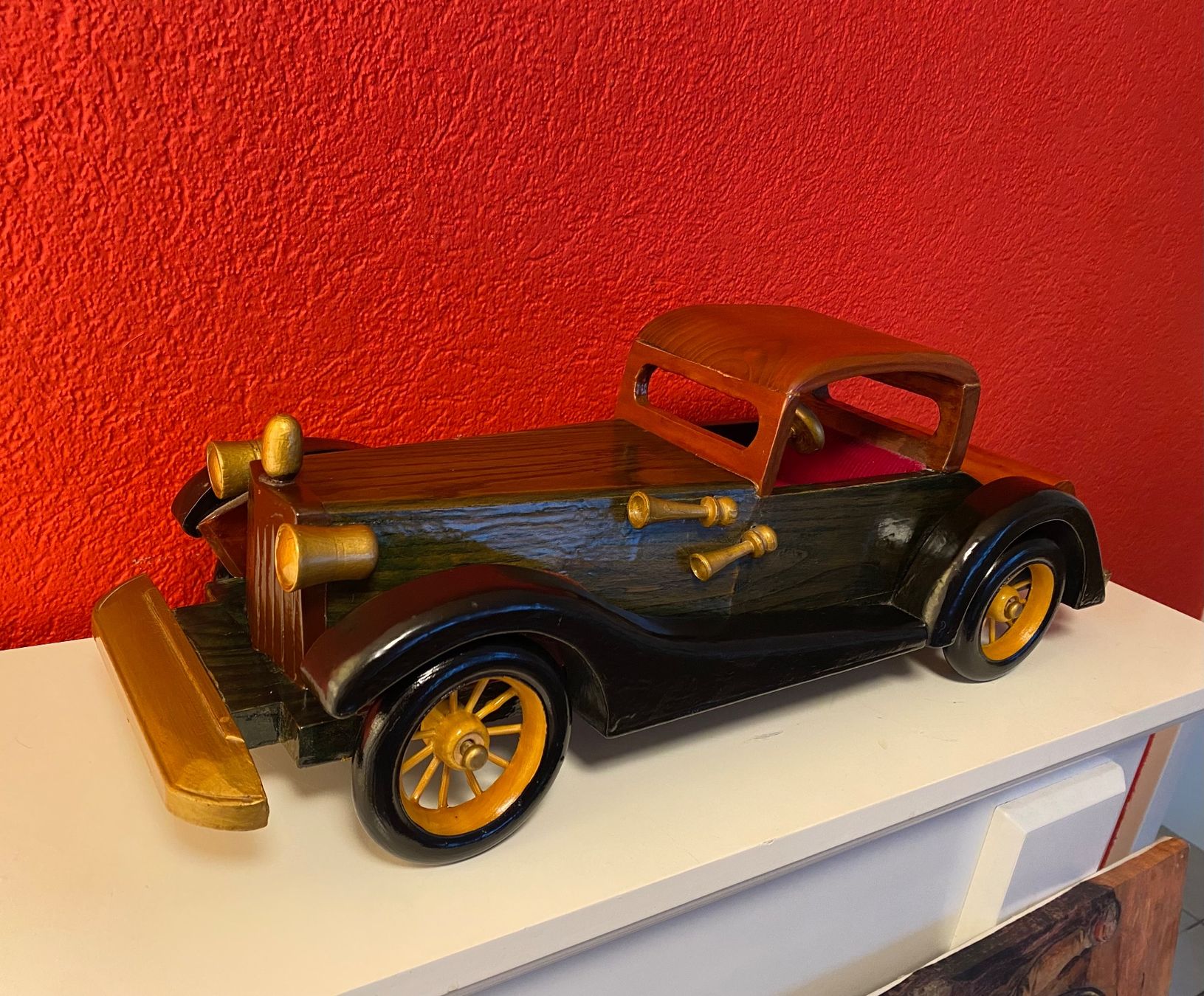 Modellini d'auto: Handgefertigtes Oldtimer Holzauto - Vintage 55cm – Usato da Zäziwil venduto da Emlea 2