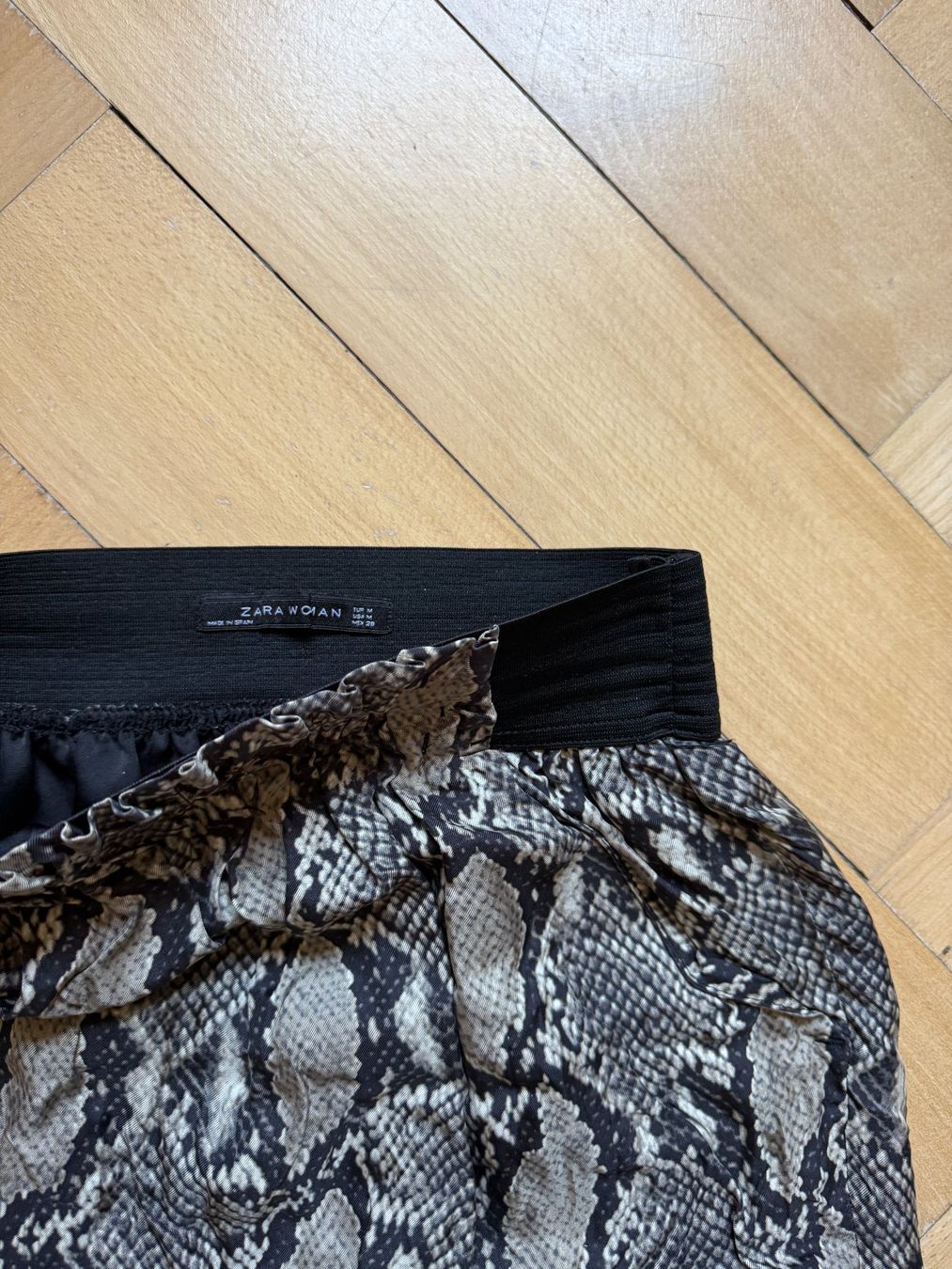 Zara Gonne: ZARA - Reptil Print Rock M – Usato da Zürich venduto da Diazaio 1