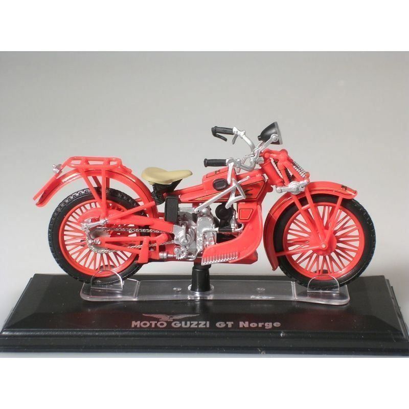 Moto Guzzi Kit di modellismo & Modellini statici: Moto Guzzi GT Norge , 1:24 – Nuovo e nell'imballaggio originale da Goldach venduto da Feivel9