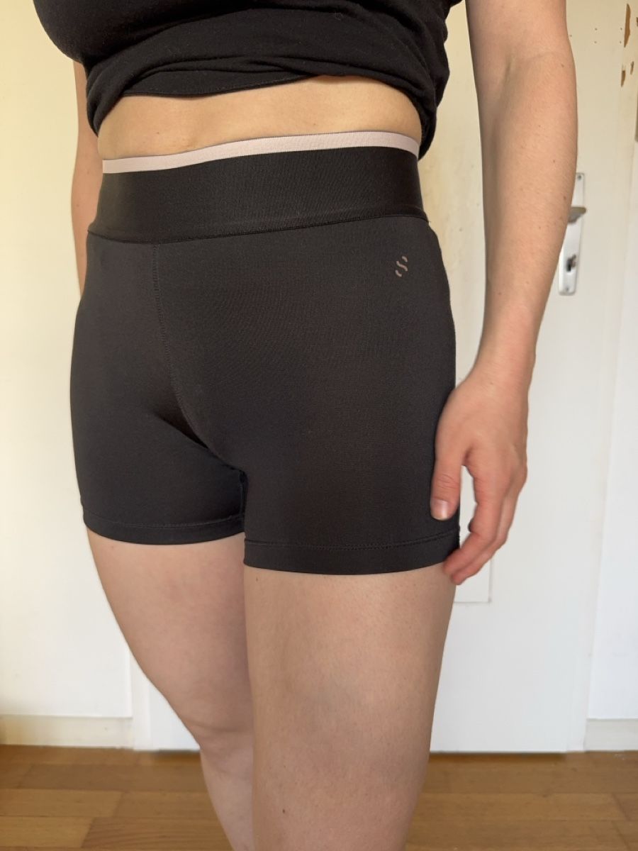 Pantaloni: Sportshorts Grösse S – Usato da Lauwil venduto da nina-lara 2