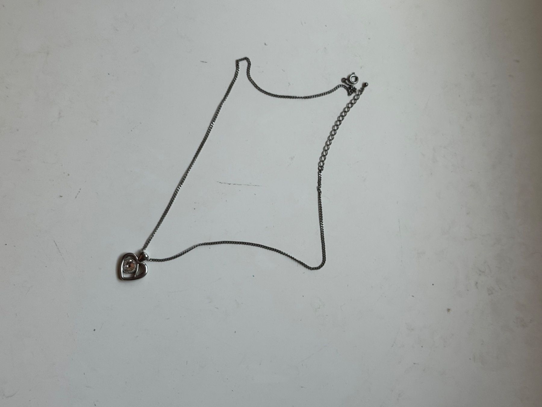 Catenine: Halskette mit strahlendem, glänzenden Stein – Usato da Grabs venduto da Barbstucky 1