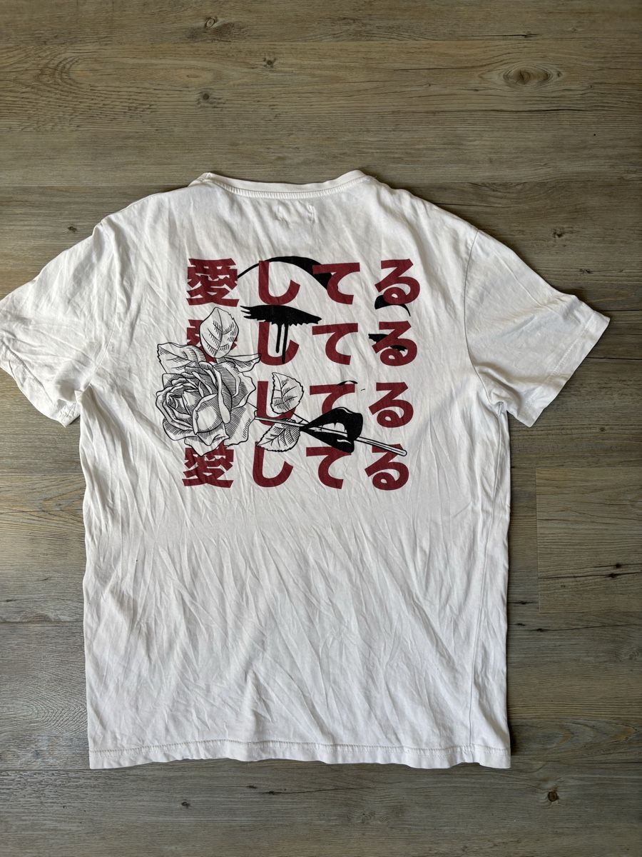 T-shirt: Tshirt – Usato da Schaffhausen venduto da lua_9yfq 1