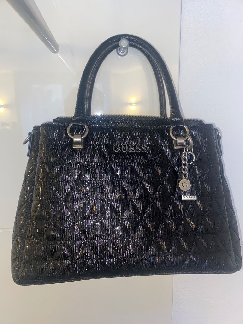Guess Borse da donna: Guess Handtasche – Usato da Schlieren venduto da Sunshines