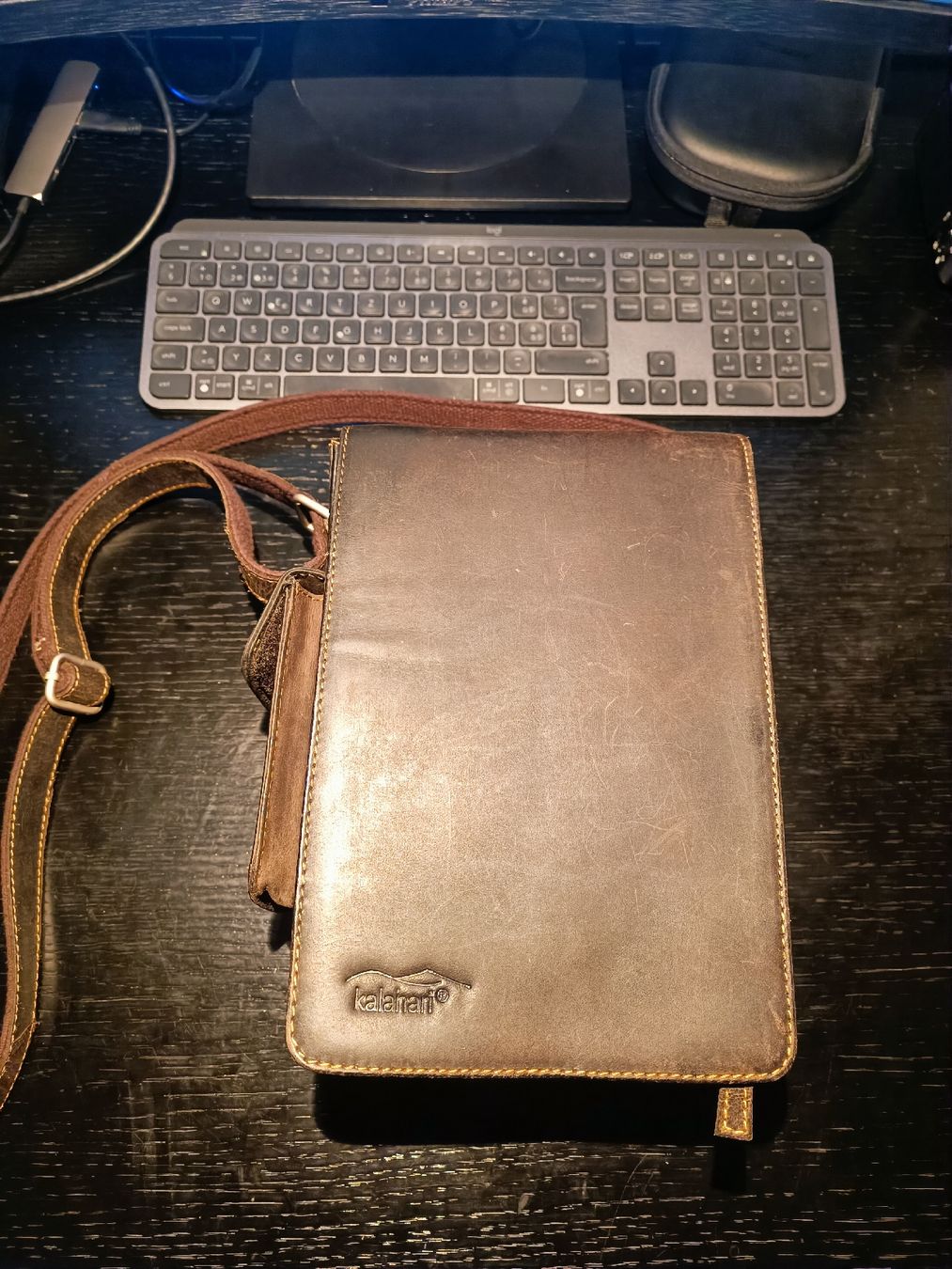 Borse: Foto Ledertasche Kalahari Kaama – Usato da Oeschgen venduto da timeout_helvetia
