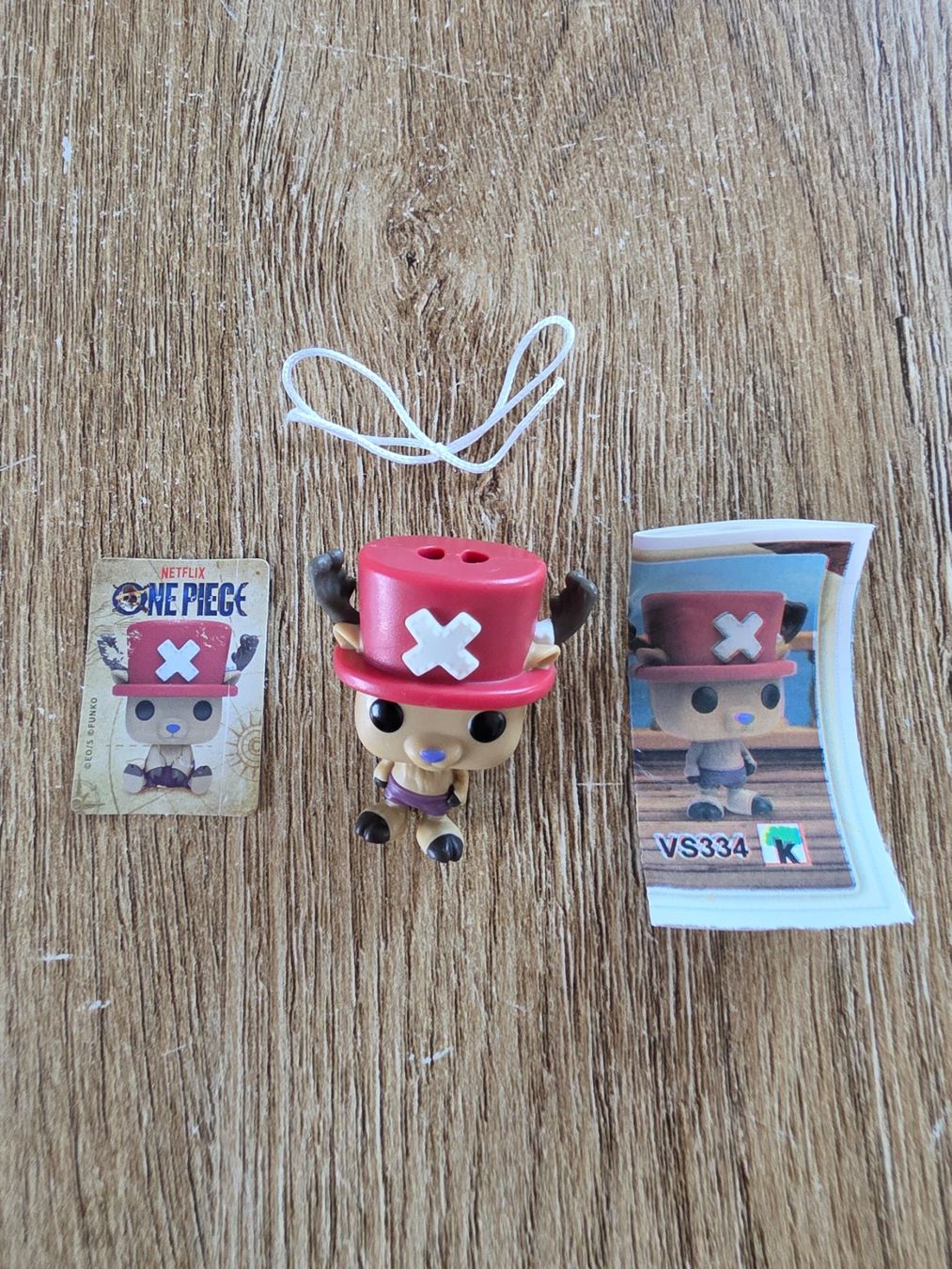 Jouets: Kinder Joy One Piece Chopper – D'occasion à Olten par giu_w8pd