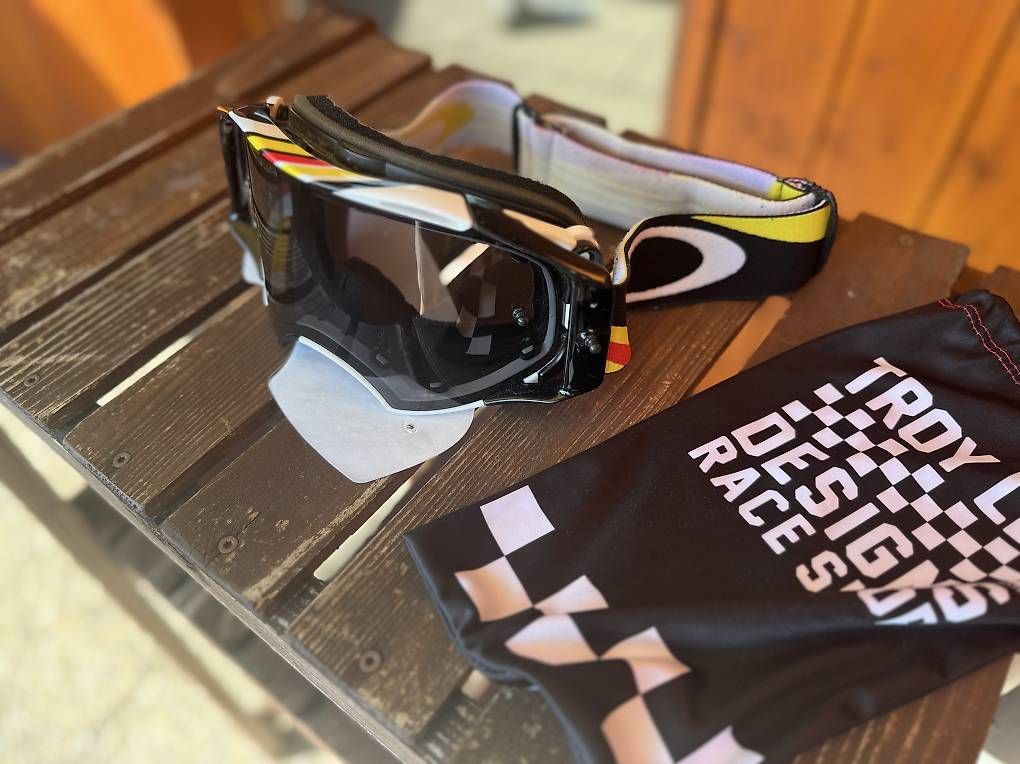 Occhiali & Lenti: Oakley AirBrake mx – Usato da Schinznach Dorf venduto da rolischwaller 2