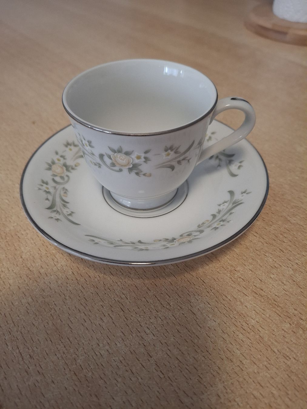Set di piatti: Caffè/ Tee Set aus Porzelan mit Zuckerdose – Nuovo (secondo la descrizione) da Basel venduto da Emanueledd00 3