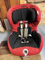 Kindersitze E1 9-18kg