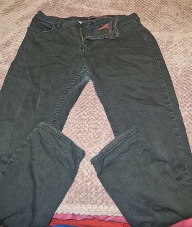 Schwarze  Jeans, Grösse 34/34, 