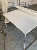 schlichtes Pult