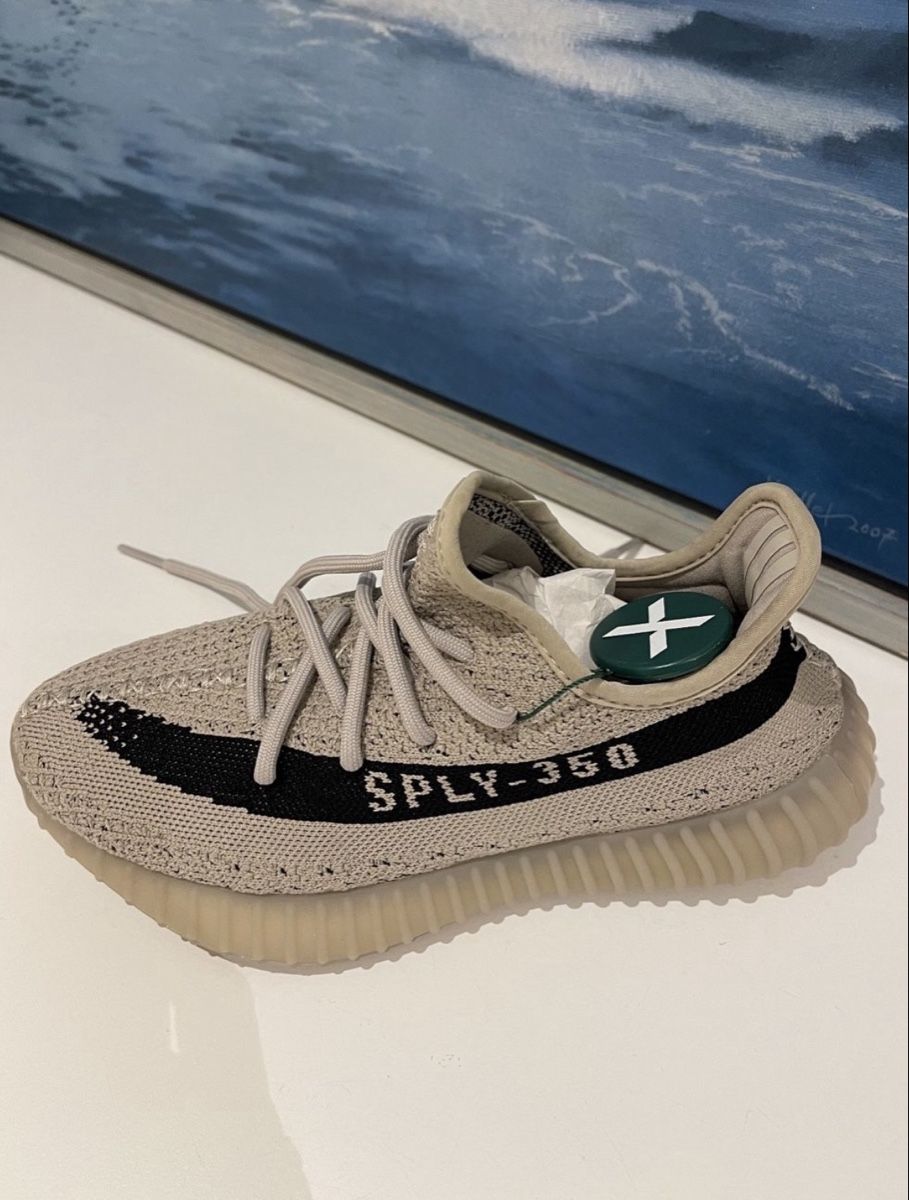 Scarpe da donna: Adidas Yeezy Boost 350 V2 Sand Taupe  – Nuovo (secondo la descrizione) da Uster venduto da sandi_95 1