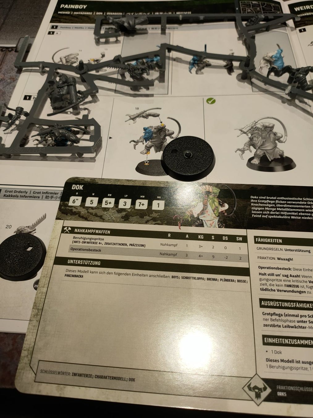 Kits de montage: Painboy / Dok der Orks Warhammer 40k – Neuf (Voir description) à Baden par Araneus 1
