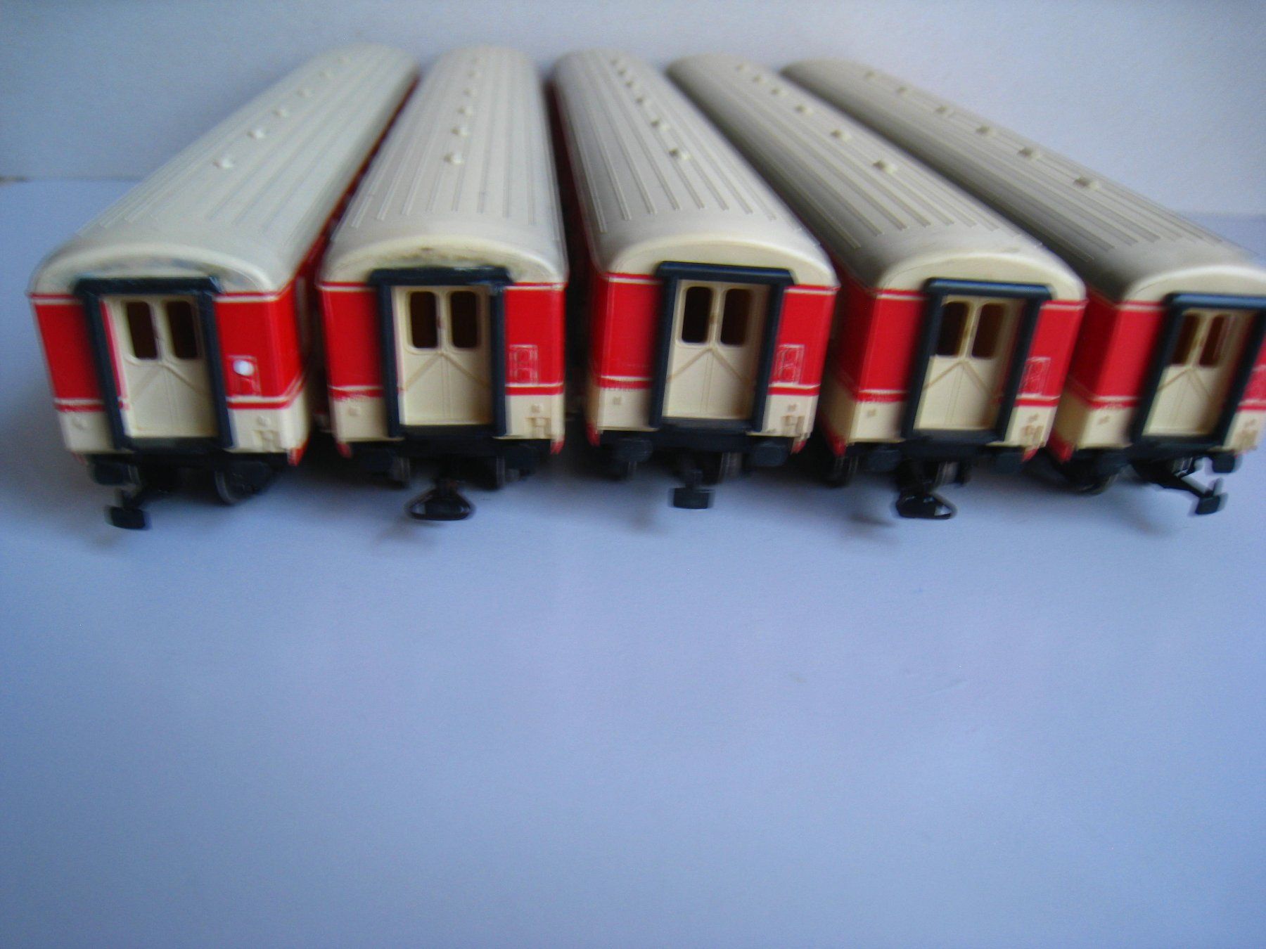 Kleinbahn Modellini di ferrovie: Kleinbahn, 5 OEBB Wagen 2. Klasse – Usato da Buchs ZH venduto da swiss-train 7